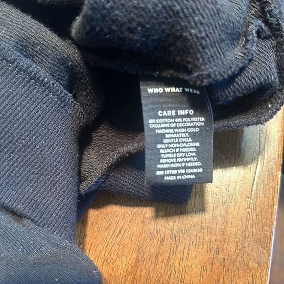 Who wore what crewneck M (6011) - Picture 6 of 6